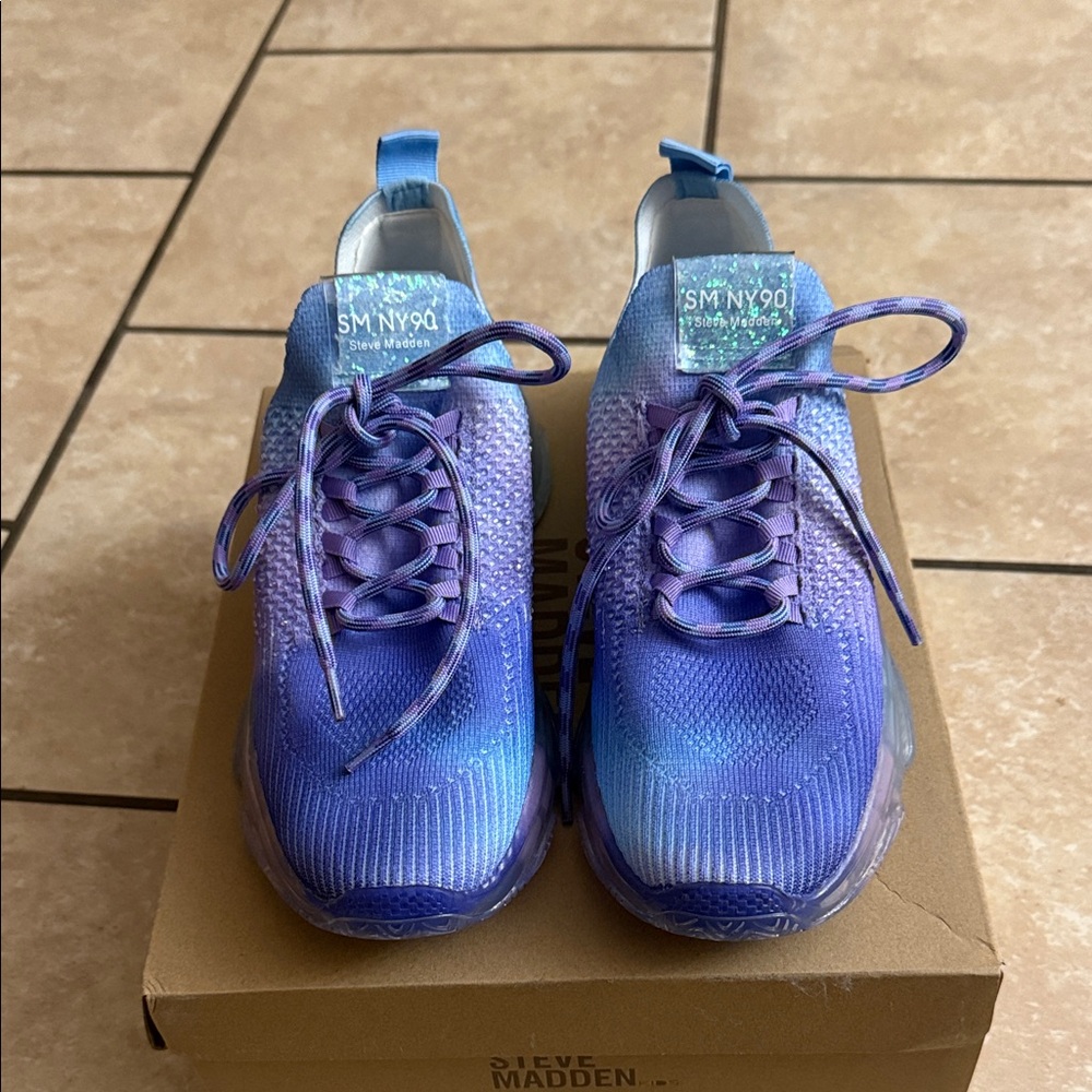 Steve Madden Kids Shoes in Blue and Purple